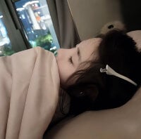 Yunyunwife170-'s webcam live show