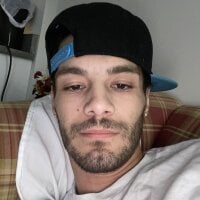 WobblingSymptom's Offline Chat Room