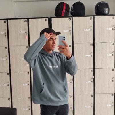 Axton_Vera