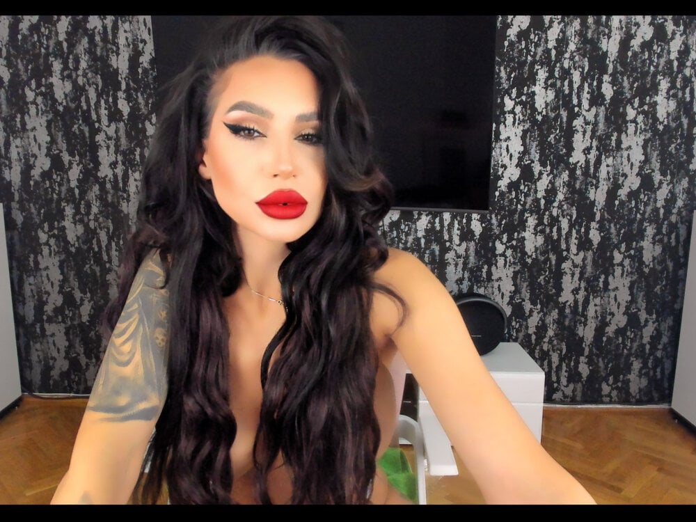 sleekcams.com dydy69- livesex profile in uganda-the-pearl-of-africa cams