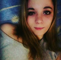 Lika_Cute's Offline Chat Room