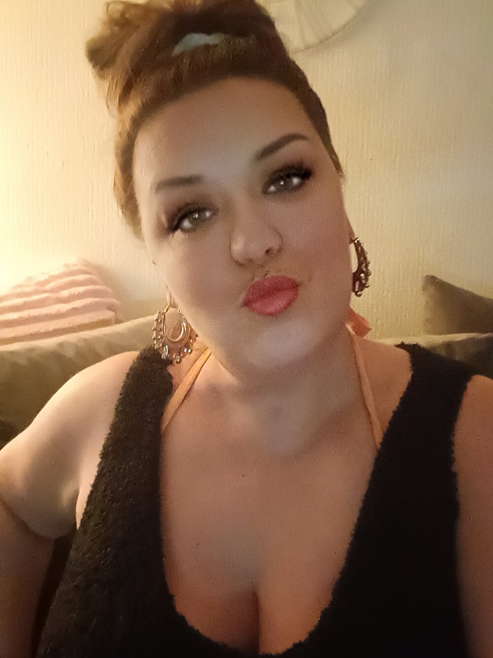 sexlivecamsites.com nova-wisex livesex profile in preferably-on-top cams