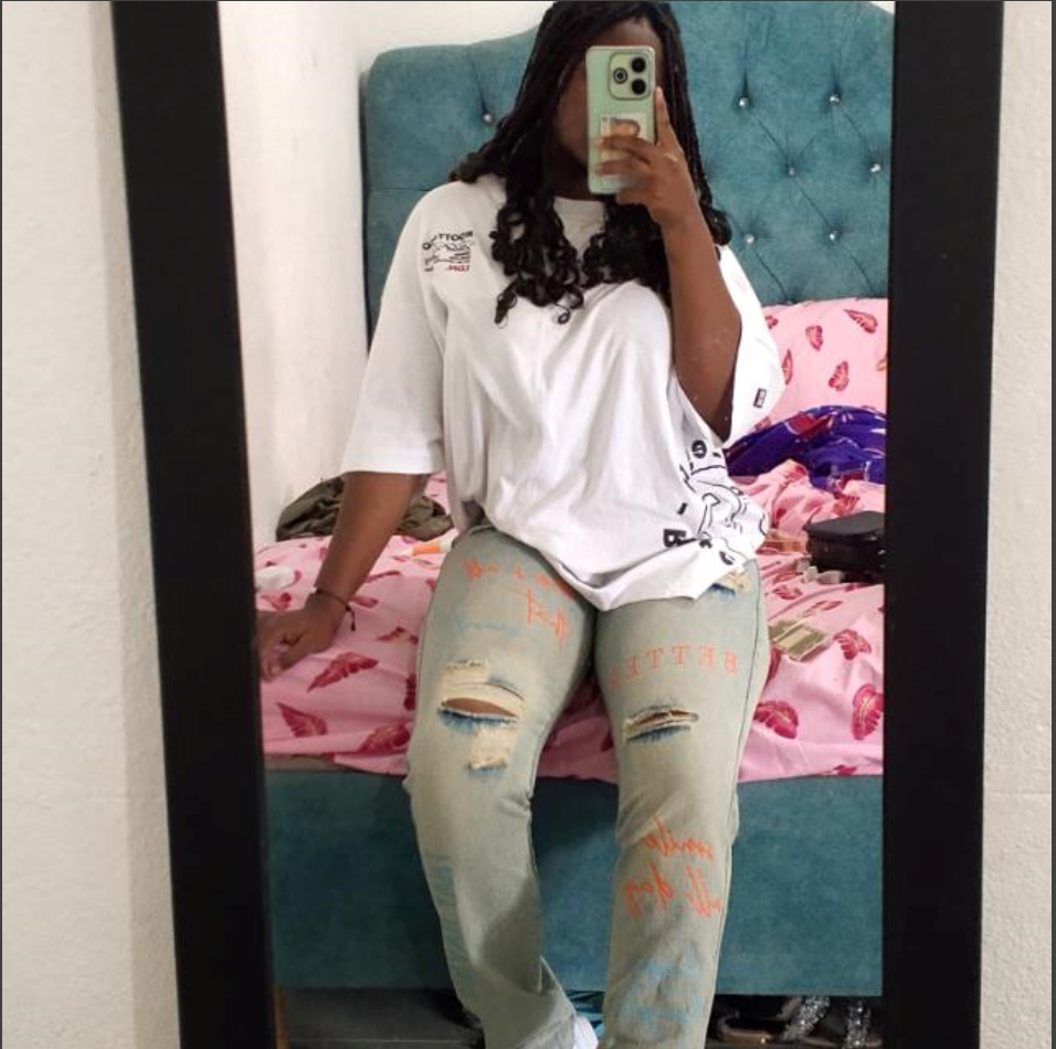 naomi_collinss