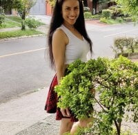 Bella_Exhibition's webcam live show