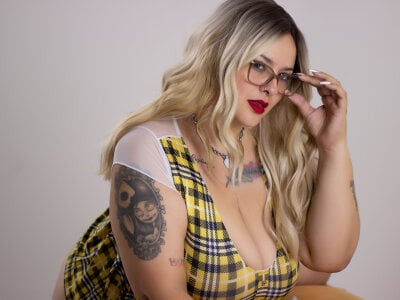 KarllaWalker - Stripchat Girl 