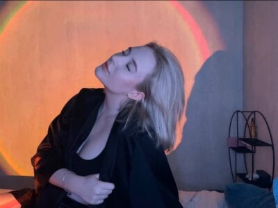 Tinky_luna - Stripchat Girl 