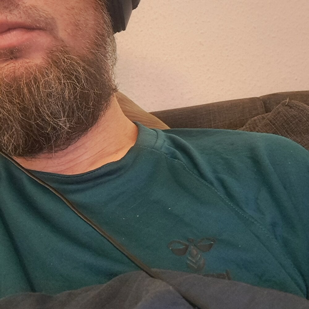 hiphophippiethehip50 from stripchat