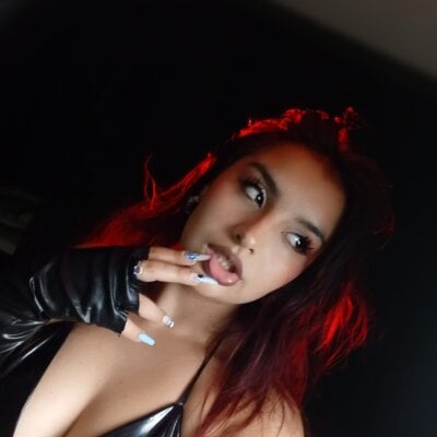 prettyviiolett from stripchat