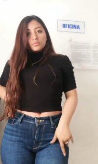 Alisha_Simmons' Offline Chat Room