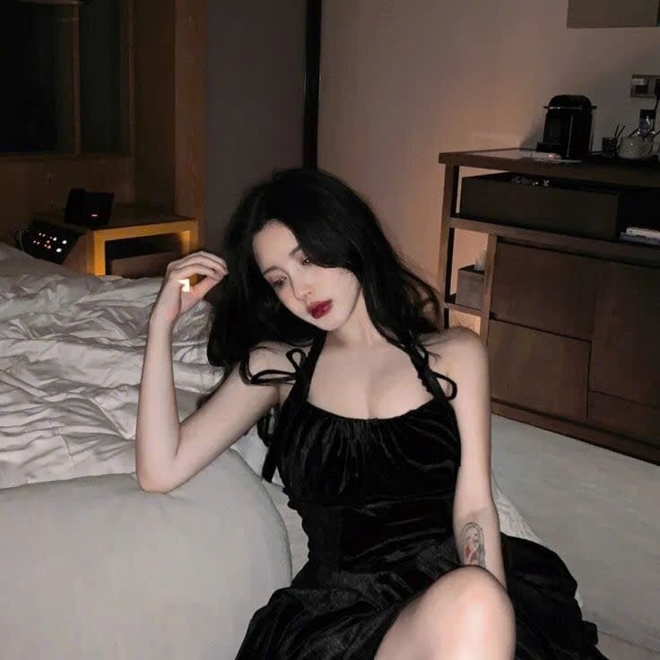 Sarahhh123's Offline XXX Chat