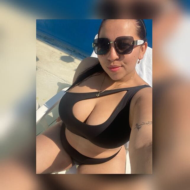 Mia_latin_