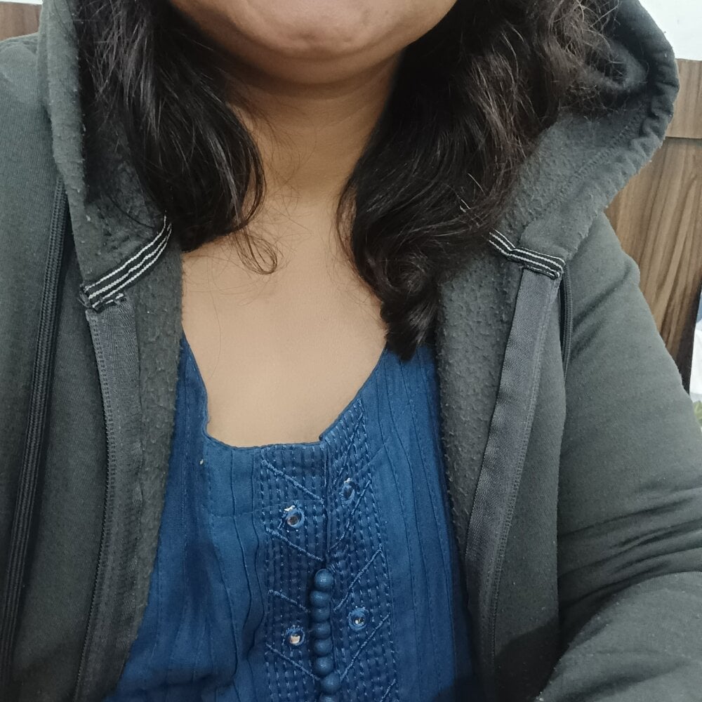 stripchat piryasharma005 webcam profile pic via livesex.fan