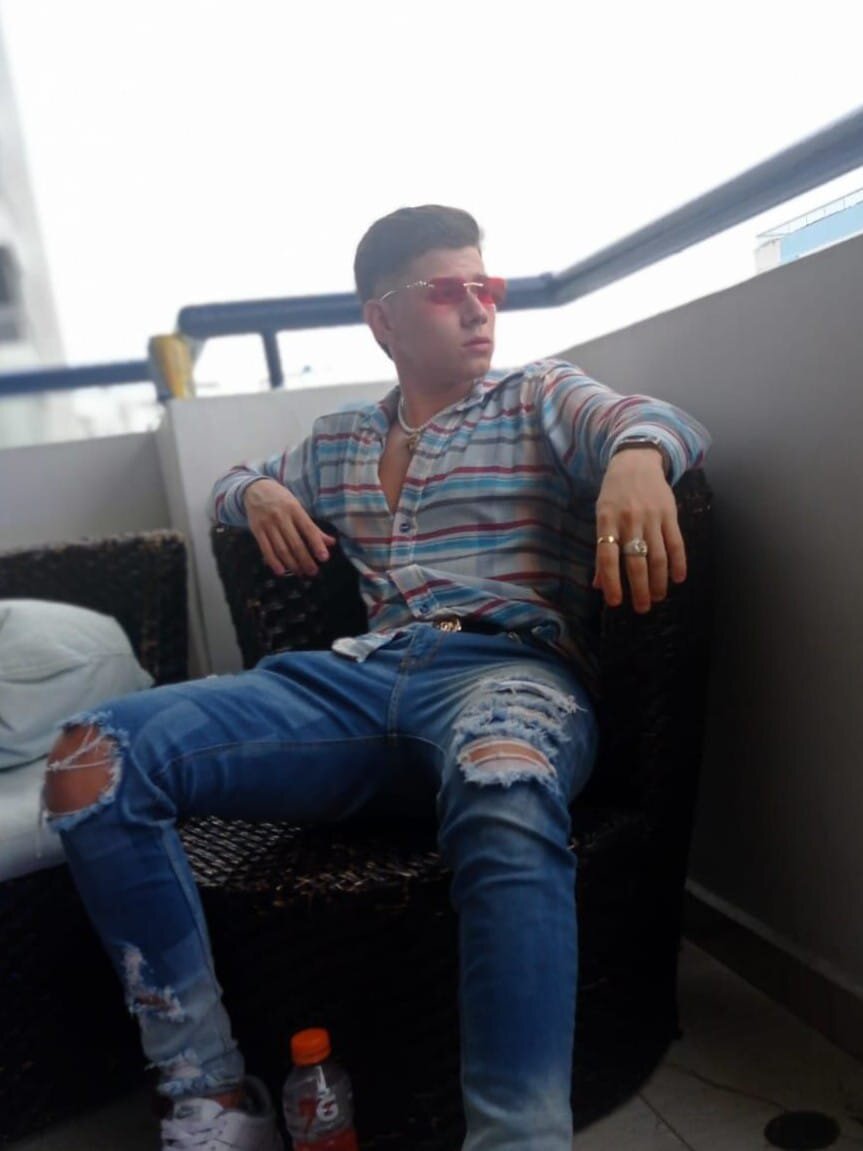 Bayron_brown77