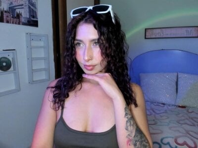 porn web cam online Genn Loo