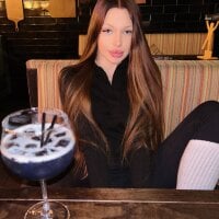 Nicki_Sunshine's Offline Chat Room