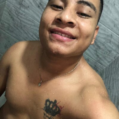 dilanskinny from stripchat