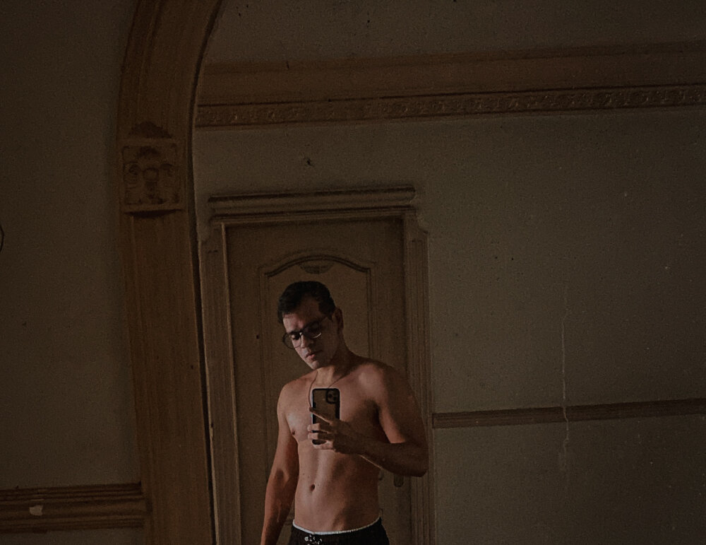 Clarkkt's Offline XXX Chat