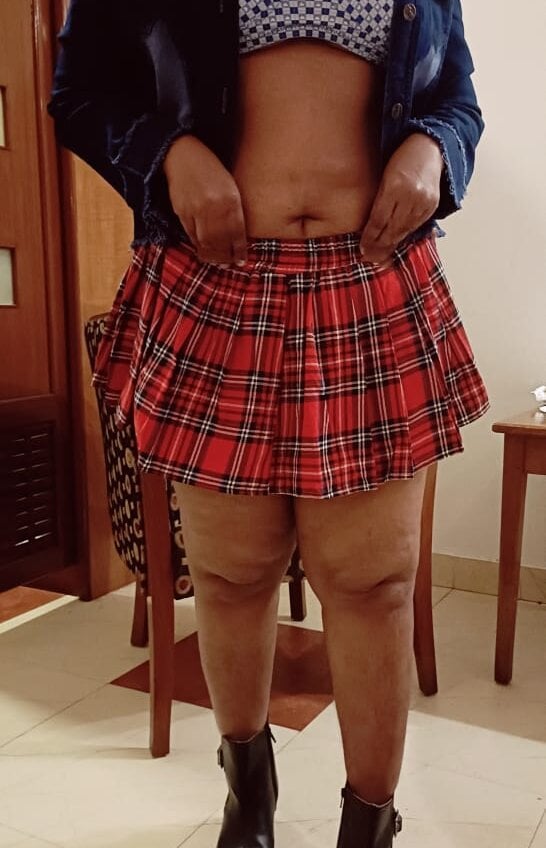 Mallu_Achayathi profile