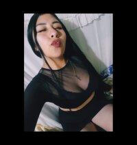 Roxxana_x's Offline XXX Chat