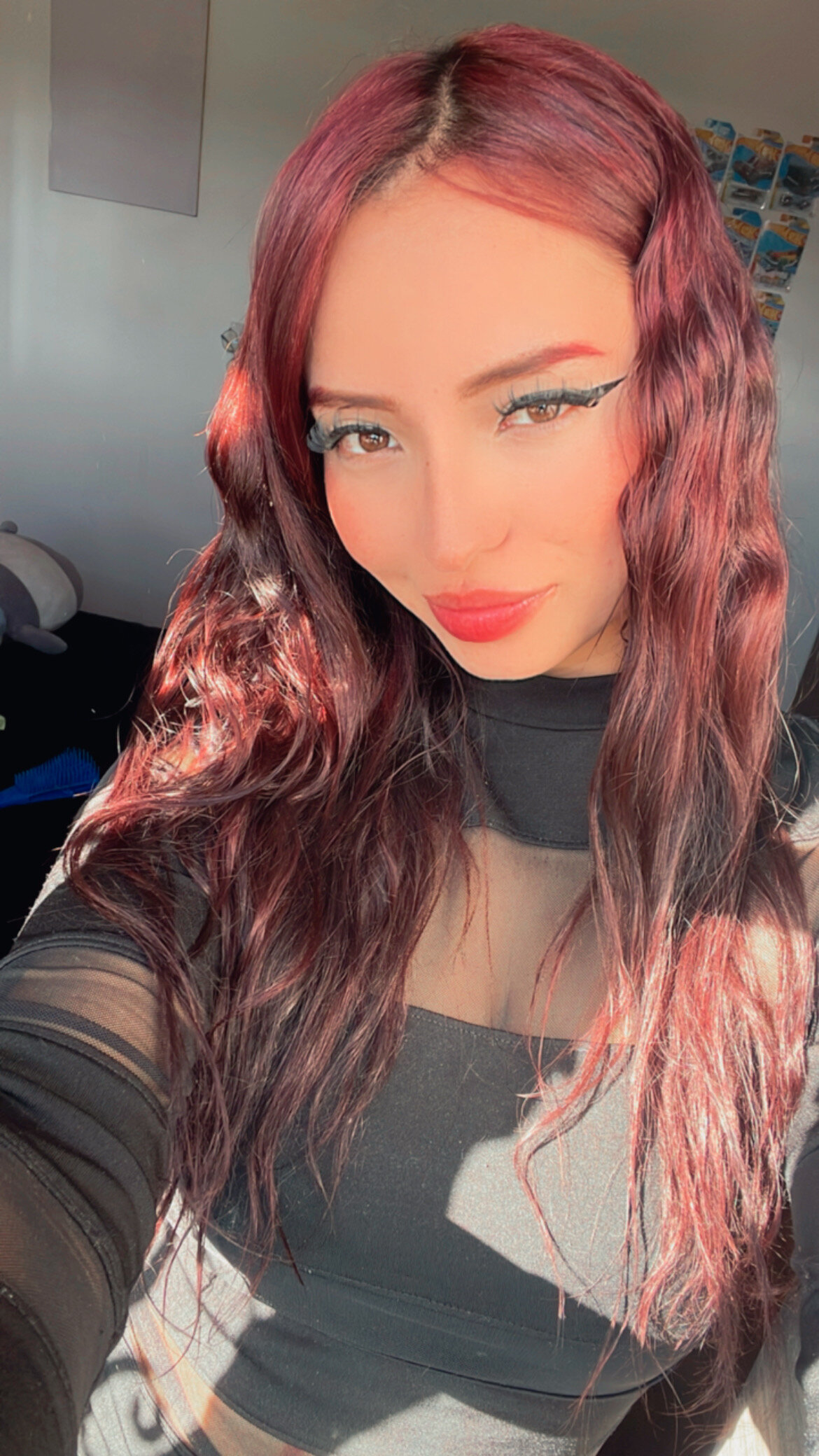 Adhara_red
