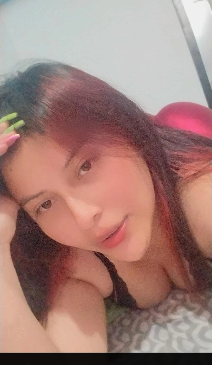 yelezia profile