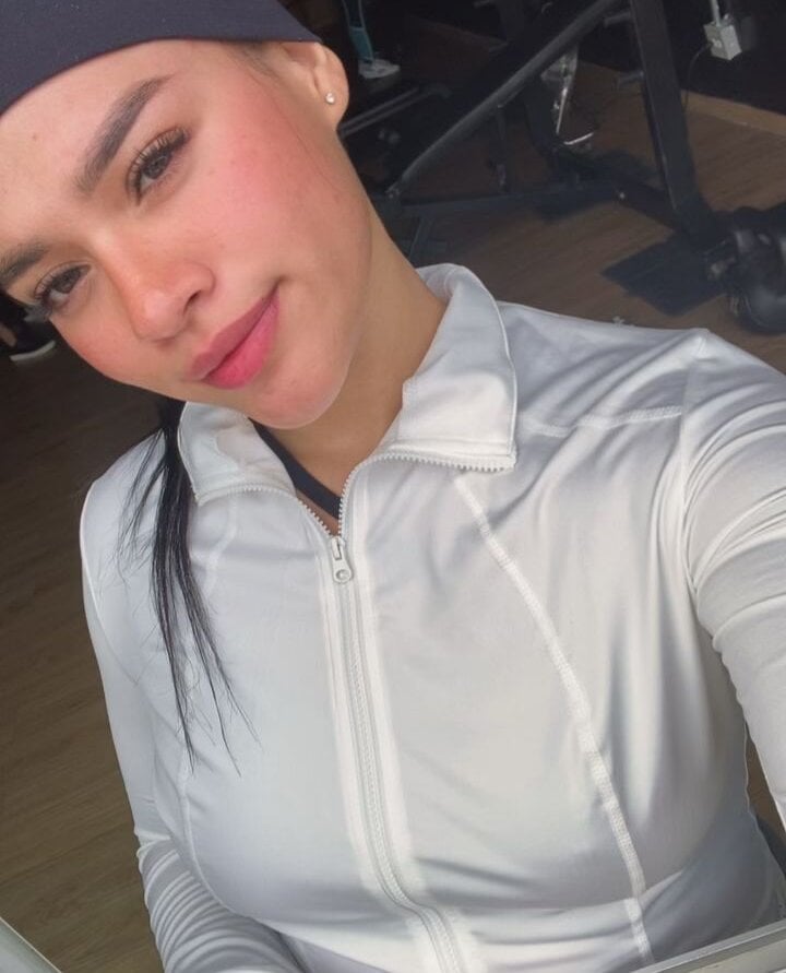 iluvcams.com melodysky_ livesex profile in spanish cams