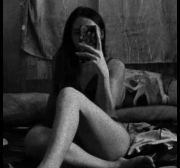 Live sex webcam photo for amomentoflust69 #290229844