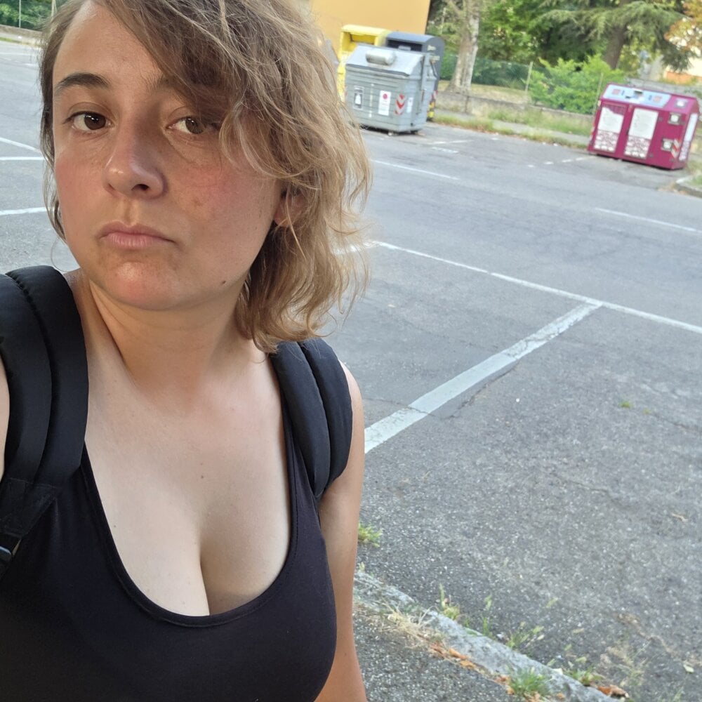 Noemi97 profile