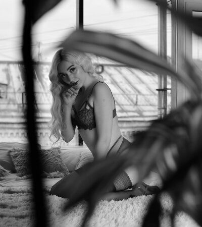 AllisonBlack_x