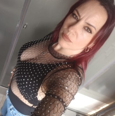 juliana_horney from stripchat