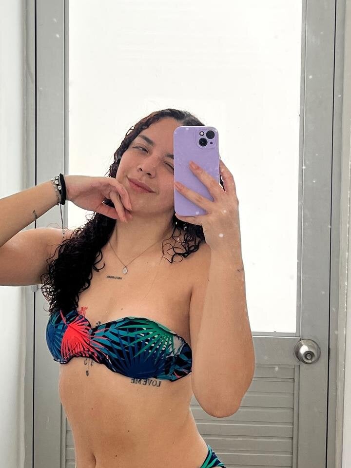 stripchat annamorgann webcam profile pic via sexcityguide.com