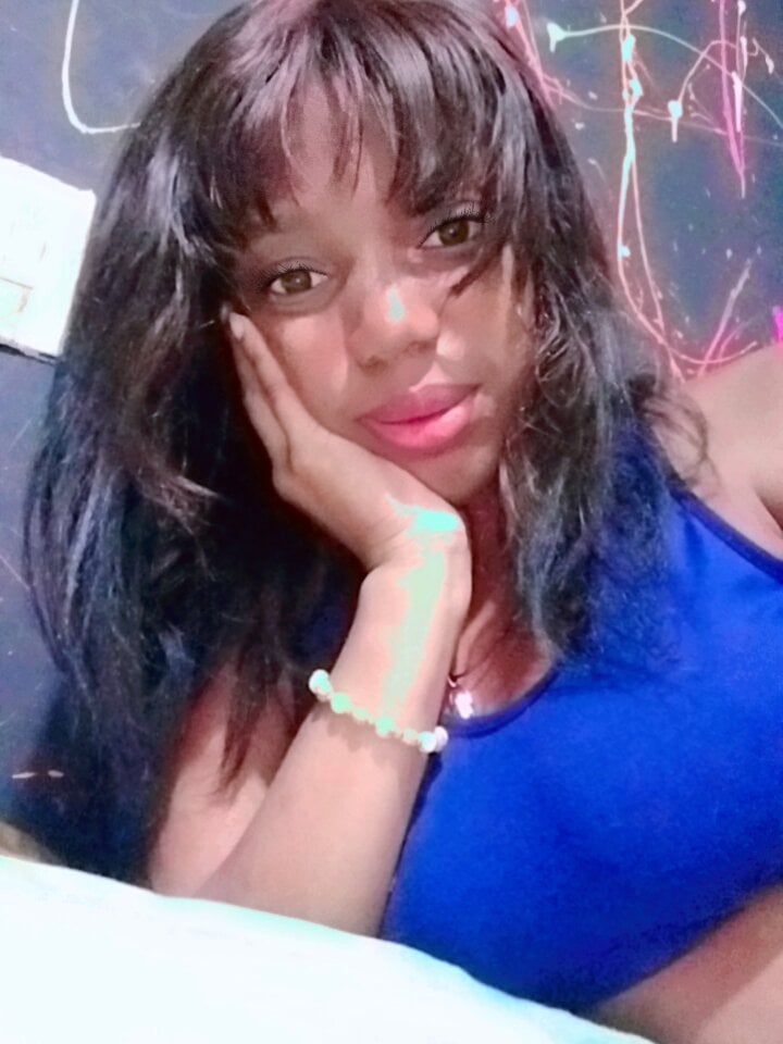 mary-hot77 from stripchat
