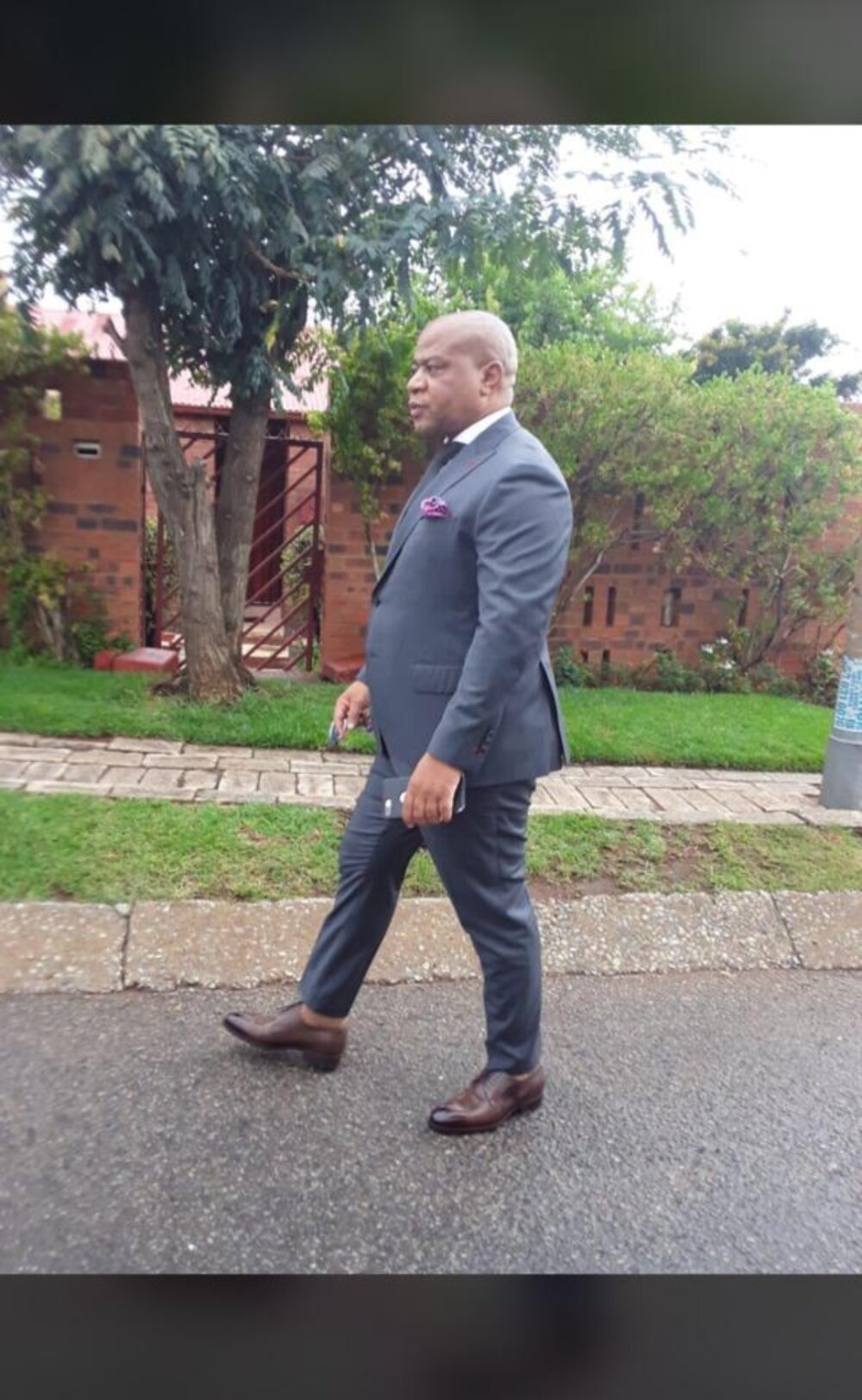 t3bdick23's Offline XXX Chat