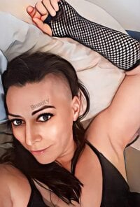 beastandbeautyforu's Offline Chat Room