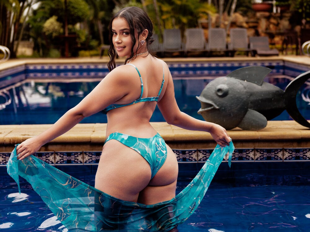 watchgirlcam.com kyliecastell livesex profile in curvy cams