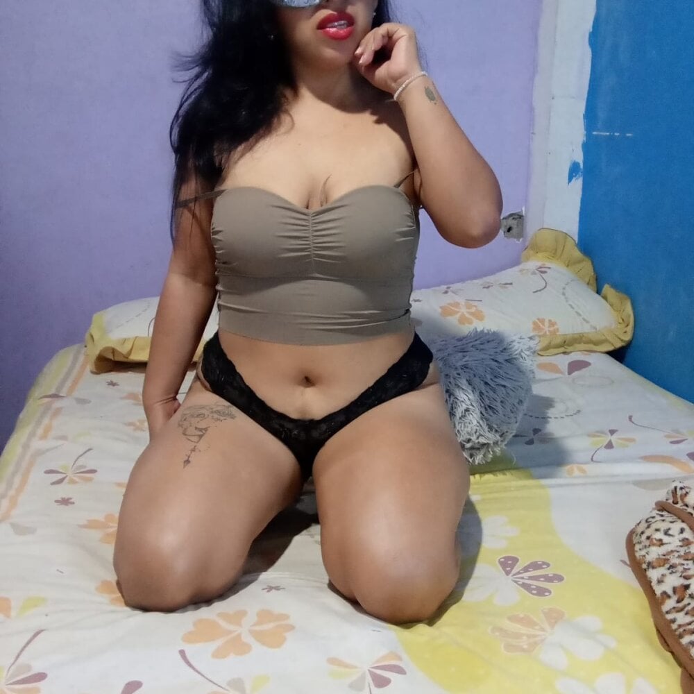 livesex.fan mery002 livesex profile in brown-hair cams