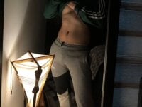 Eduardo__21's webcam live show