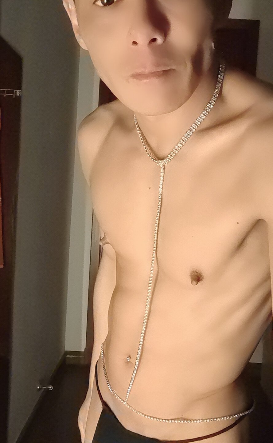 hkwildguy's Offline XXX Chat