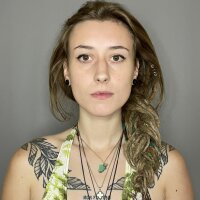 LaurraHood's Offline XXX Chat
