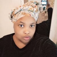 Thandolwe2's Offline Chat Room