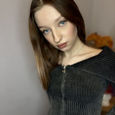 ChloeValn - Stripchat Girl 