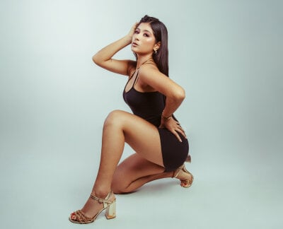 IvannaRodriguez Female Cowgirl Online Cam Nude