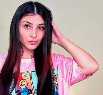 Monica_Bella