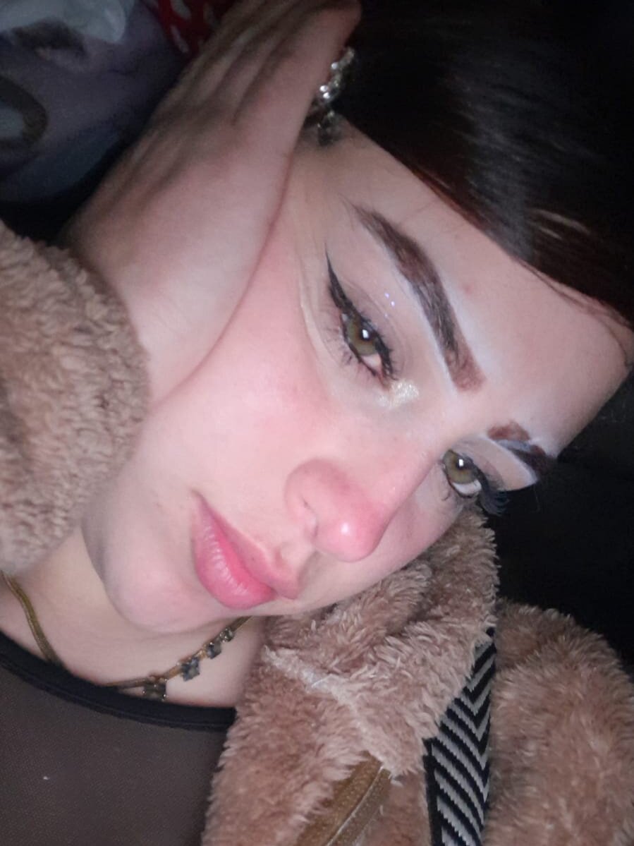 stripchat _luna_4 webcam profile pic via livesextrans.com