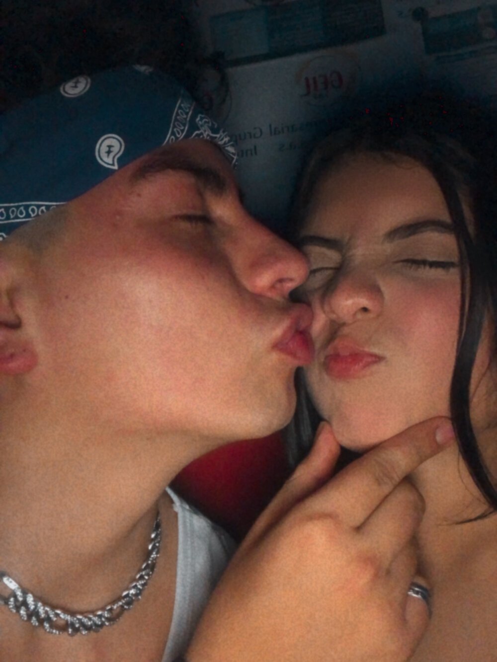 jasson_n_emma's Offline XXX Chat