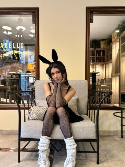 aurora_james from stripchat