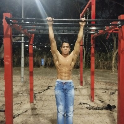 Zeus_young_hot