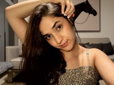 amcutefatima Live Cam and Statistics on UnifiedCams
