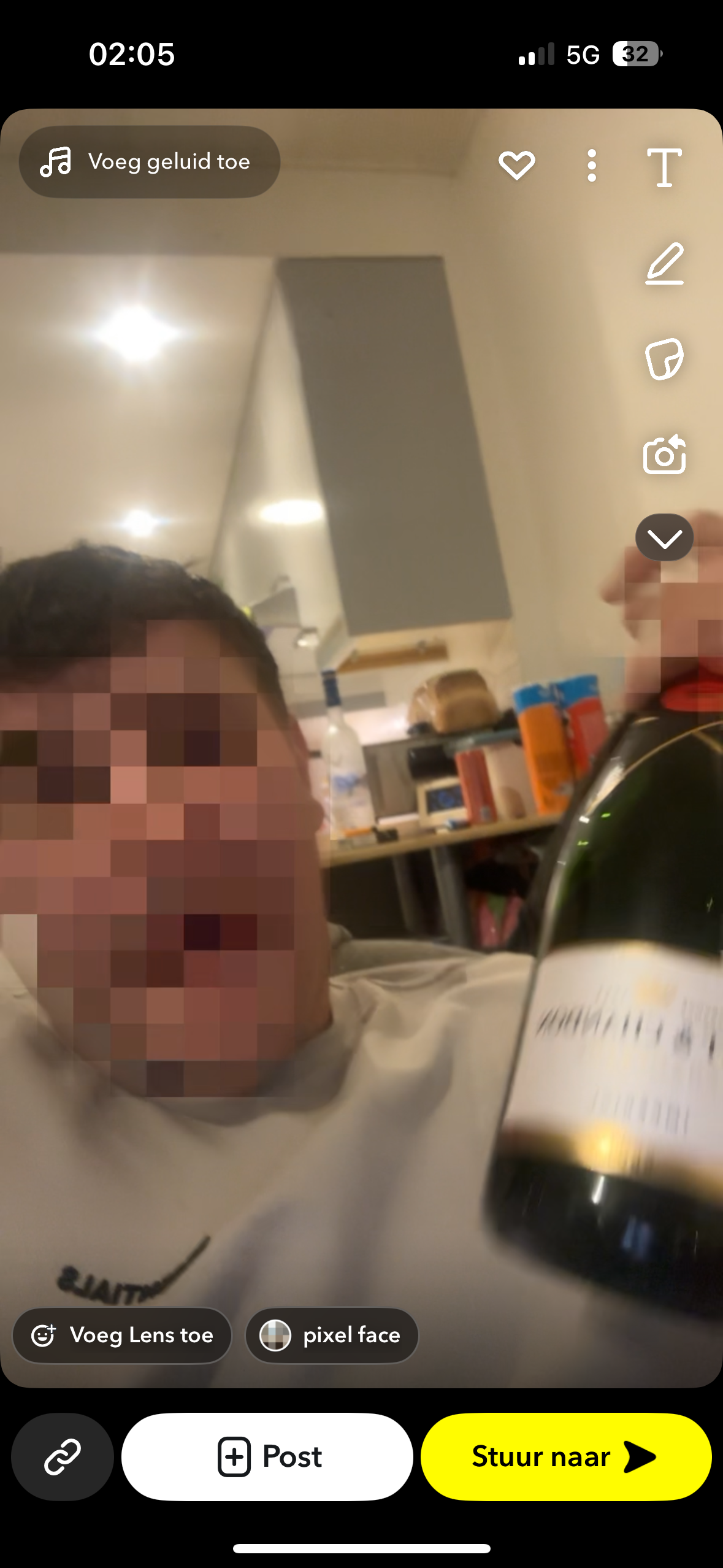 Hornyyteen23