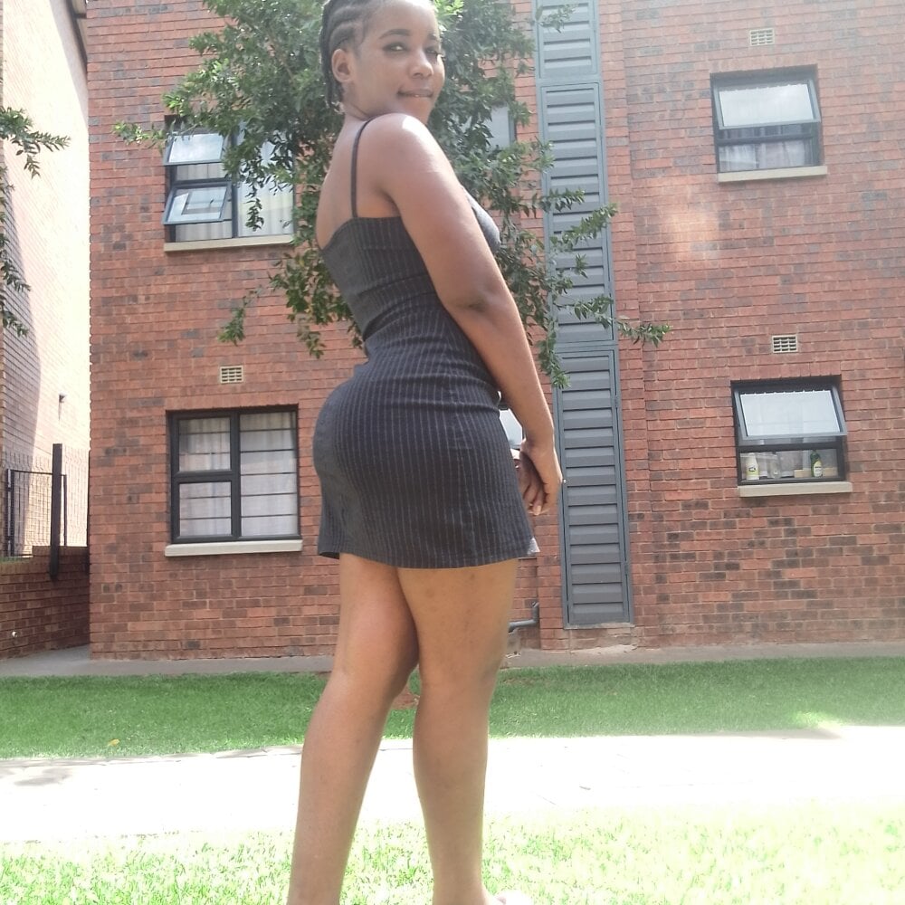 Live sex webcam photo for treasure29 #290091696